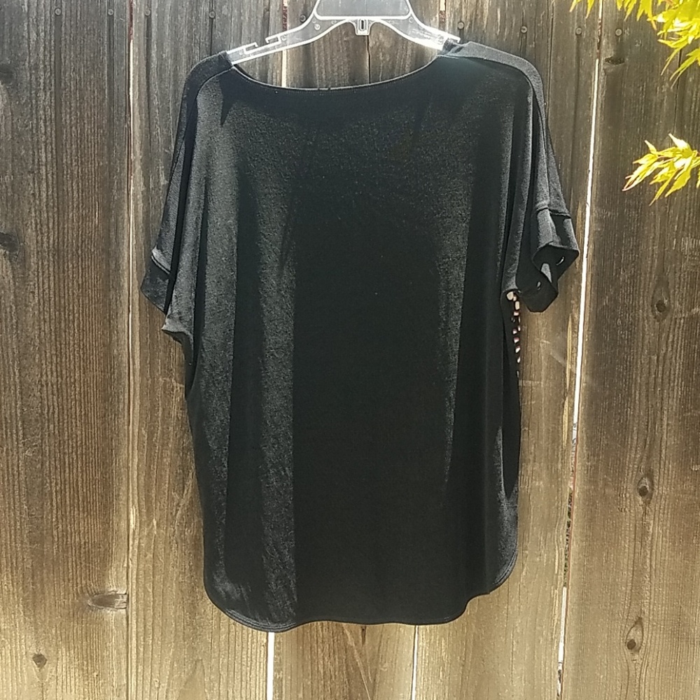 Shirt - Picture 2 of 4